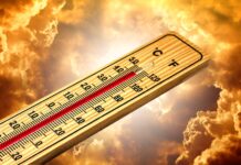 Tropske noči: Ponekod na Primorskem temperatura ponoči ni padla pod 28 stopinj Celzija